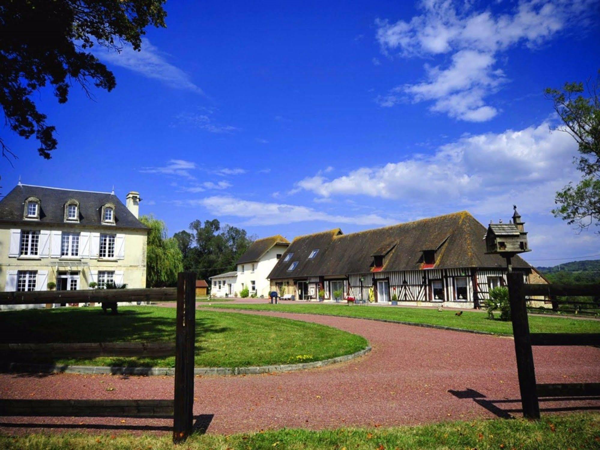 Domaine De La Mare Elan Hotel Périers-en-Auge Екстериор снимка