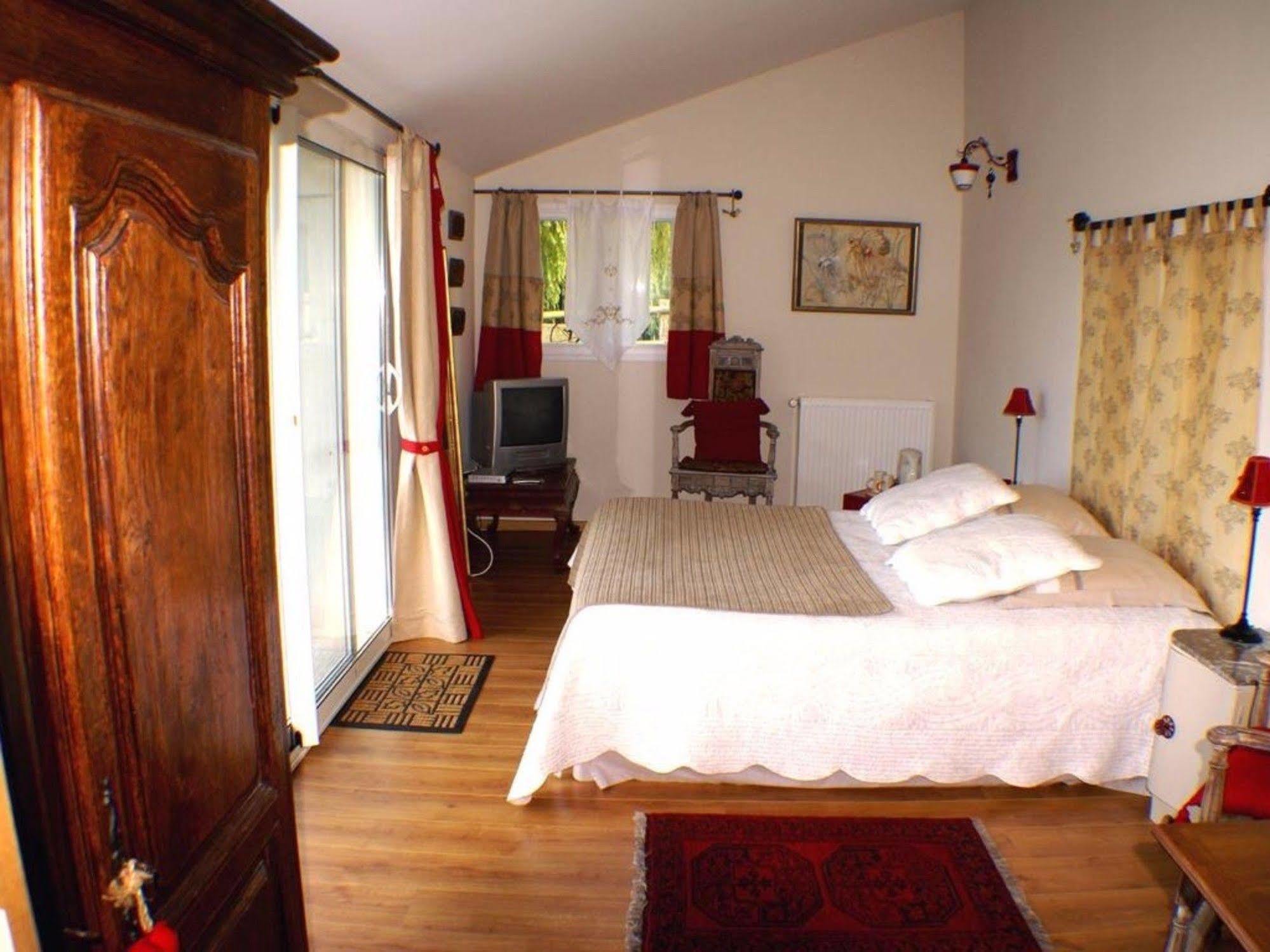 Domaine De La Mare Elan Hotel Périers-en-Auge Екстериор снимка
